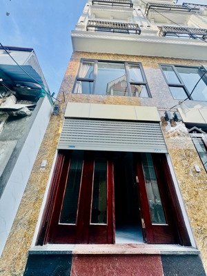 phú diễn 6 tầng 37m - thang máy - ô tô chạy qua - ngõ thông - giá 9 tỷ 55