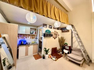 cho thuê căn hộ gác thiết kế siêu xinh, full nội thất, rộng 25m2, gần đại học kinh tế q10