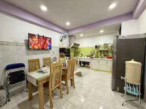 nhỉnh 4 tỷ nhà 4 tầng btct, 38m2 6pn tiện cho thuê chdv, tt bình thạnh