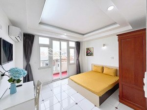 chính chủ cho thuê căn hộ 2pn ban công đón nắng mới gần sân bay - nhà ga t3 có thang máy - an ninh