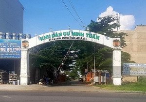 bán nền đất nhà phố 5m x 25m ngay cổng dự án minh tuấn cách đỗ xuân hợp 30m,sổ đỏ và giá chính chủ.