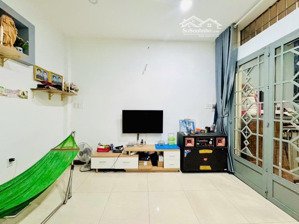 nhà xây 1 trệt 1 lầu hxh đường số 3 phường thạnh mỹ lợi quận 2.