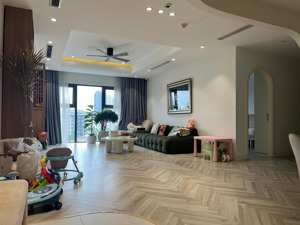 chính chủ bán ch 110m2, 3n2vs, full nội thất - giá 8,9 tỷ tại sun square 21 lê đức thọ 