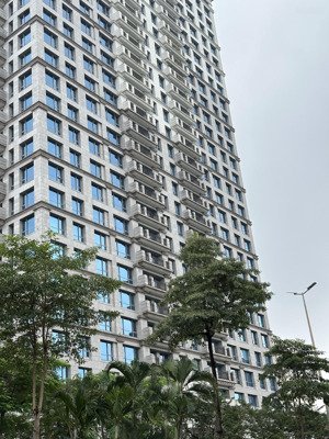 hiếm có! mặt phố hoàng quốc việt, cầu giấy- 170 m2 x 6t, mặt tiền khủng , sđcc, giá 170 tỷ.