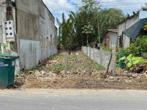 mặt tiền đường đinh văn ước, hưng long, bình chánh. 90m2 thổ cư sổ sẵn bao giấy tờ