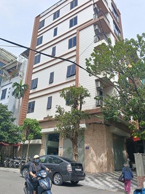 bán nhà gần nguyễn văn huyên, cầu giấy, 68m2, mặt tiền 6m, 14 tỷ, ô tô 45 chỗ đón đi chơi đầu ngõ