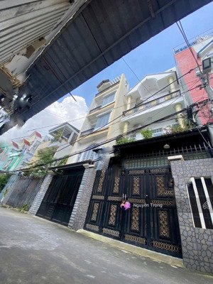 chính chủ cần bán gấp-nhà 3 tầng-hẻm xe hơi thông-phú thuận, q7-chỉ 8.x tỷ (tl)