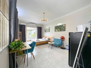 căn hộ cao cấp mới siêu rộng 45m2 ngay gần công trường dân chủ q10 - q3