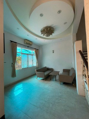 cho thuê biệt thự phú mỹ hưng giá tốt