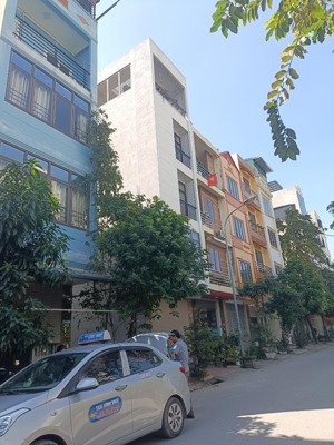 liền kề kđt văn phú hà đông 80m2, 5 tầng, mt 5m. giá 18tỷ. vỉa hè rộng kinh doanh đỉnh