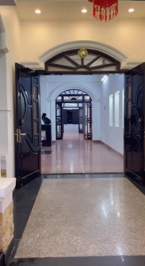 cho thuê biệt thự kiệt phan văn định, cách biển 150m