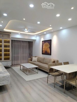 siêu phẩm hiếm căn hộ đẹp sky garden 2 chính chủ cần bán gấp giá siêu đầu tư