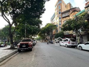 vip!! lô góc_ô tô, kinh doanh_mặt hồ đền lừ, hoàng mai. dt: 60m x 6 tầng. giá chào 25 tỷ tl.