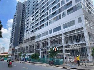 bán khối đế shophouse view sông dự án d-aqua giá chỉ bằng nhà phố 70tr/m2 kinh doanh.lh 