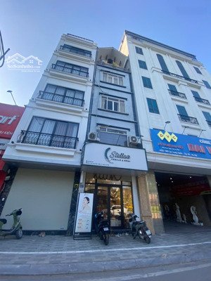 bán toà nhà 7 tầng phố đào tấn, lô góc 3 mặt thoáng ô tô tránh vĩnh viễn. sổ đỏ vuông, giá rẻ