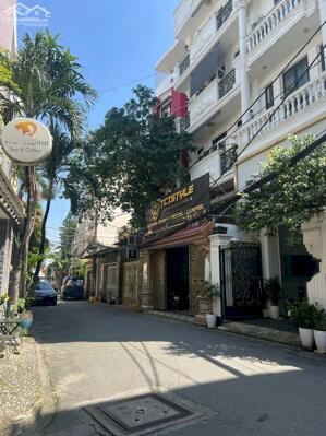 Bán nhà Hoàng Văn Thụ, Tân Bình,gần HXH, 3 Tầng, DT 4.5x 18, cho thuê 300tr/năm, 10.x Tỷ