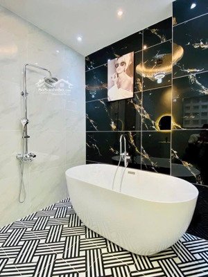 chỉ 11 tỷ 5 - trung tâm mễ trì - nam từ liêm - 65m2 ô tô - nhà ngay công viên -chỉ 11 tỷ 5