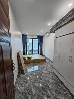 chính chủ cho thuê phòng full đồ thang máy có ban công view thoáng 3.2tr/tháng mậu lương, kiến hưng