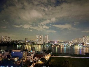 cần bán chung cư thế kỷ 21, dt 48m2 2pn 1wc tầng cao view sông