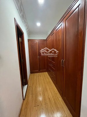 bán gấp trong tháng - bán nhà trường sa 154.8m² - 4 tầng - 48 tỷ