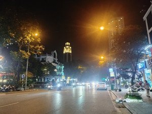 bán nhà kđt văn phú -- đường 24m -- vỉa hè đá bóng -- kinh doanh -- nhà đẹp mê ly -- nhỉnh 2x