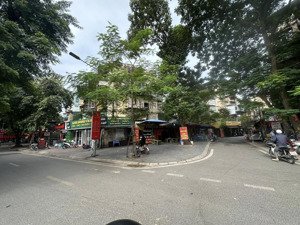 chính chủ cần bán nhà 200m2 - lô góc 3 thoáng vip nghĩa tân - giảm sốc