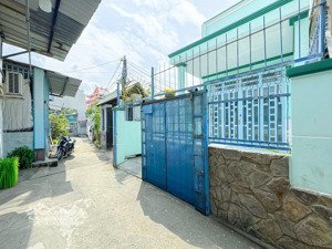 nhà phố siêu to khổng lồ có sân vườn mt hẻm 1/