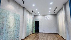 dòng tiền 20tr / 1 tháng nhà 3 tầng gần biển mặt tiền kinh doanh sầm uất , tt phường nam nha trang