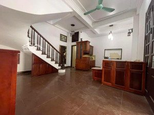 nhà hai thoáng gần kđt văn quán 34m2 x 5t, mt 6.9m, vỉa hè, ô tô đỗ cửa, khu phân lô vip