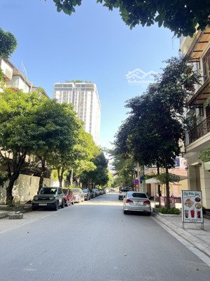 bán nhà khu 90 nguyễn tuân - trục chính - 72m2 nhà đẹp thang máy - kinh doanh sầm uất - nhỉnh 40 tỷ