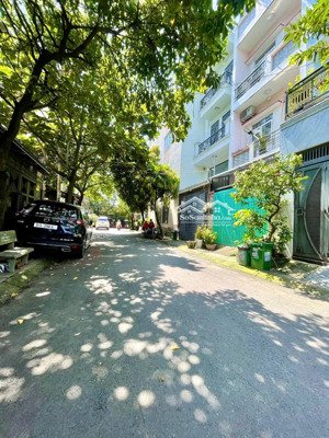 khu phân lô - đường nhựa 8m thông - 4 tầng - 4pn - ngay phạm văn chiêu kế quang trung