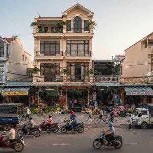 bán nhà 2 lầu diện tích lớn, mặt tiền đường nhựa 30m ngay chợ bình thành, bình tân cơ hội hiếm!