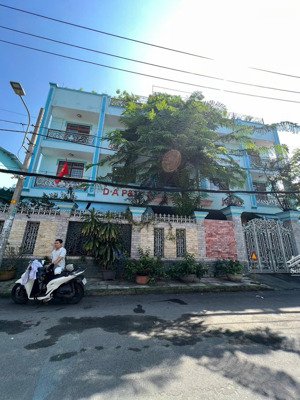 bán nhà mặt tiền đường a khu adc phú thạnh tân phú dt 24x12.5m, 2 lầu, khu dân cư sầm uất