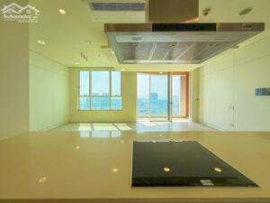 Bán hoặc cho thuê Căn hộ tại Zeit River Thủ Thiêm gồm 4 phòng ngủ tầng cao view đẹp với diện tích 181m2