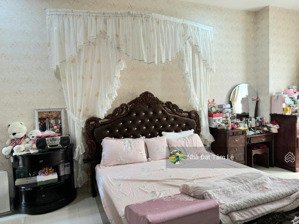 a2. bán nhà ngay mặt tiền chợ khiếu năng tĩnh - 236m2 4 tầng giá chỉ 19,5 tỷ thương lượng mạnh!!!