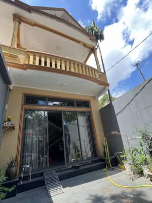 bán nhà 2 tầng mặt tiền đường nguyễn trãi