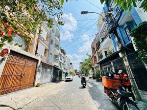 bán khách sạn mặt tiền 6 tầng - 126m2 ngang 7m + hầm sát hoàng diệu 2 thu nhập 150 tr/th giá 19 tỷ