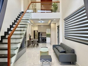 mặt tiền kinh doanh đường dương bá trạc - sát quận - mới hoàn thiện 100% full nội thất - lô góc