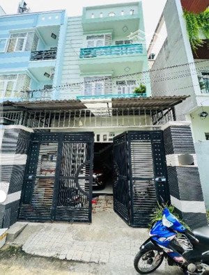 nhà 3 tầng, đường thới an 16, phường thới an, quận 12, dt 82,1m2 (5,3mx 15,6m). đường 5m,5,9tỷ.