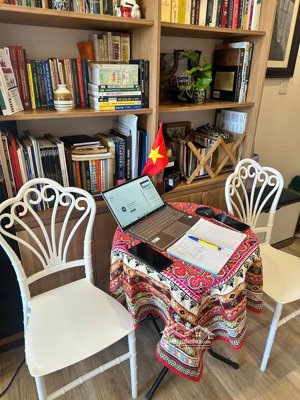 bán căn hộ 2n sol forest ecopark tầng thấp full nội thất rời