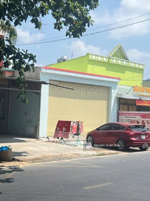 chính chủ gửi bán nhà 131,9m2 mặt tiền đường hương lộ 11, gần đường đinh đức thiện, giá 6ty7 tl