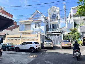 hàng tuyển linh trung giá tốt sắp chốt lô đất ô tô lê văn chí trung tâm thủ đức ngay ga bình thái!!