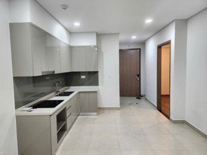 cho thuê nhanh căn hộ 65m2 chung cư cao cấp sky89, giá 13.5tr/tháng, nhà mới, sẵn nội thất cơ bản