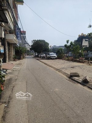 bán nhà trung tâm quận nam từ liêm - diện tích 41/44 m - lô góc 2 thoáng , gần ô tô