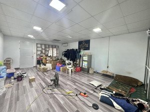 cho thuê kho xưởng kết hợp văn phòng, nhà ở khu tân mai, dtsd 700m x 2 tầng, mặt tiền 14m