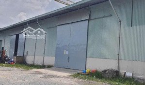 cho thuê nhà kho quận 7 dt 360m vách tường xây kiên cố.