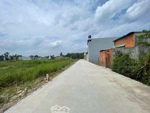 chủ cần bán gấp lô đất thổ cư 5*20 m,shr mới đường hà duy phiên,gần ủy ban bình mỹ cũ chi