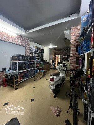 bán nhà trung tâm ba đình - nhà đẹp dân xây - view hồ đầm tròn - ô tô vào nhà - 6 tầng kiên cố