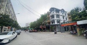 em bán nhà dân xây him lam vạn phúc dt 60m2, 4 tầng, 15.8 ty