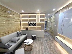 bán căn hộ tập thể phố tân mai oto đỗ chân cầu thang, nội thất đầy đủ sạch đẹp